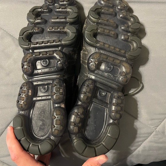 Nike Air VaporMax 2017 Olive Green - Picture 4 of 5